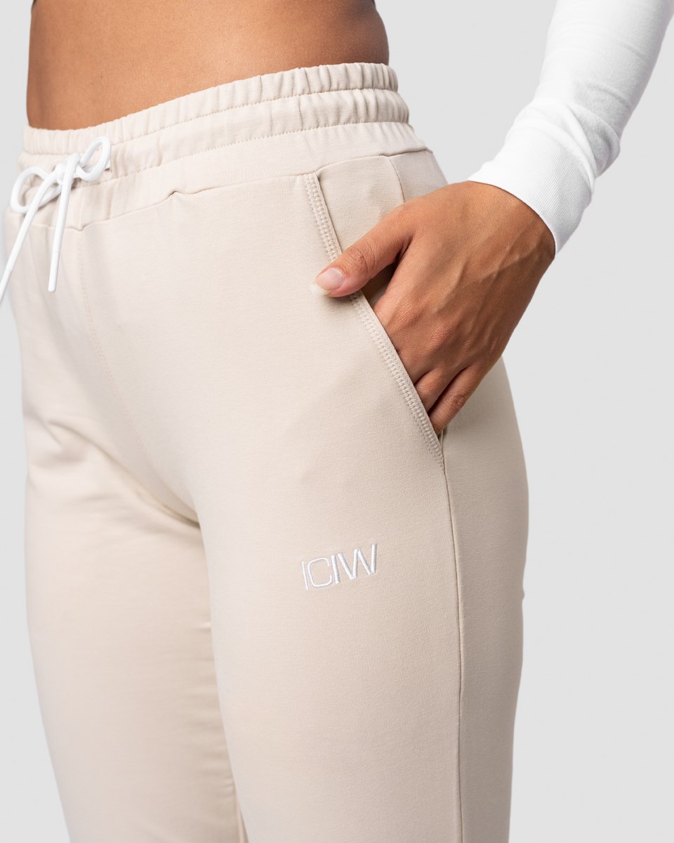 ICIW Activity Pants Sand Wmn Beige | 314095XBN