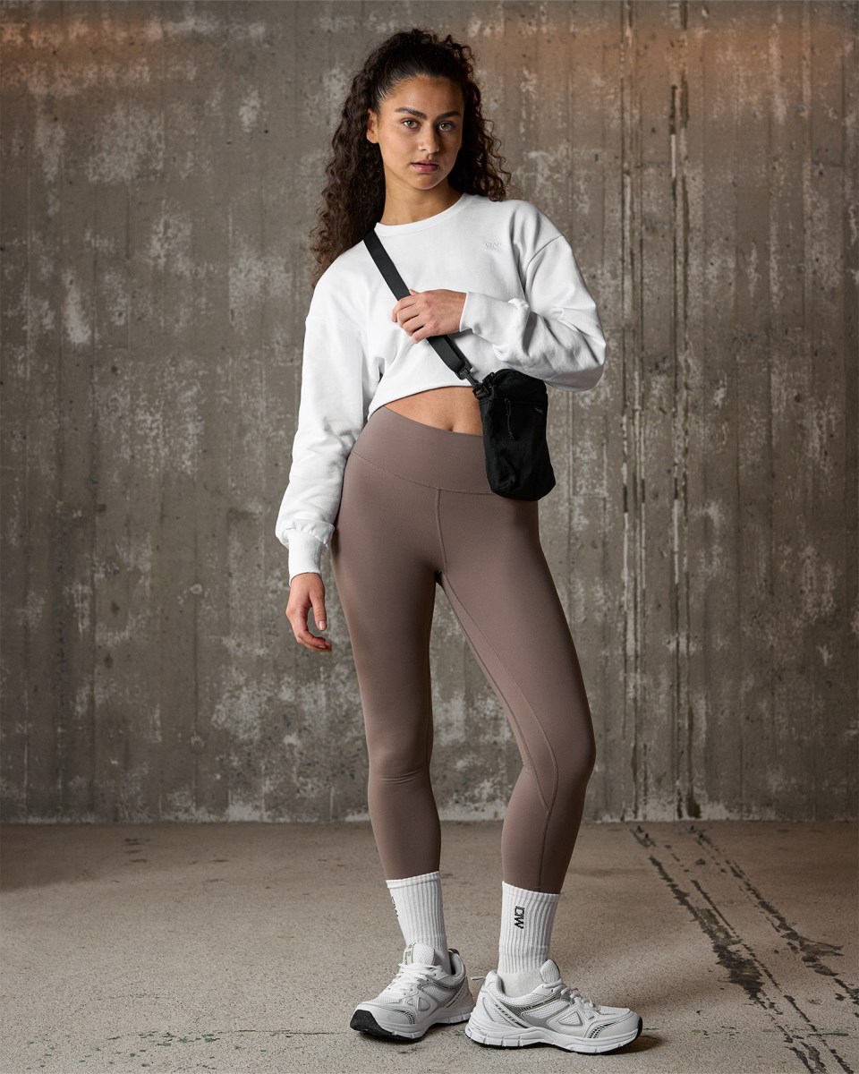 ICIW Nimble Cropped Crewneck Vita | 872063IDT