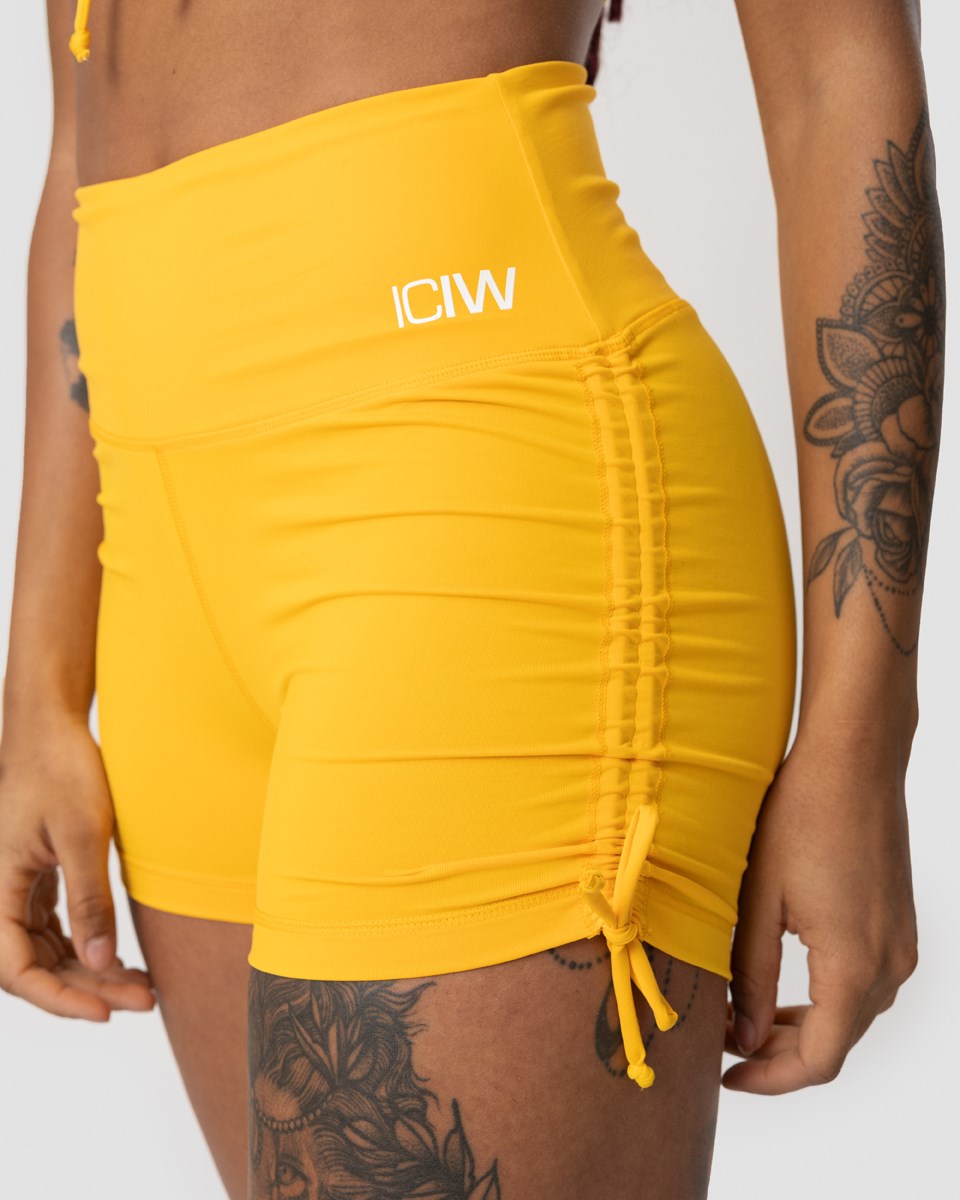 ICIW Scrunch V-shape Tie Shorts Sunset Wmn Gula | 294061YAP