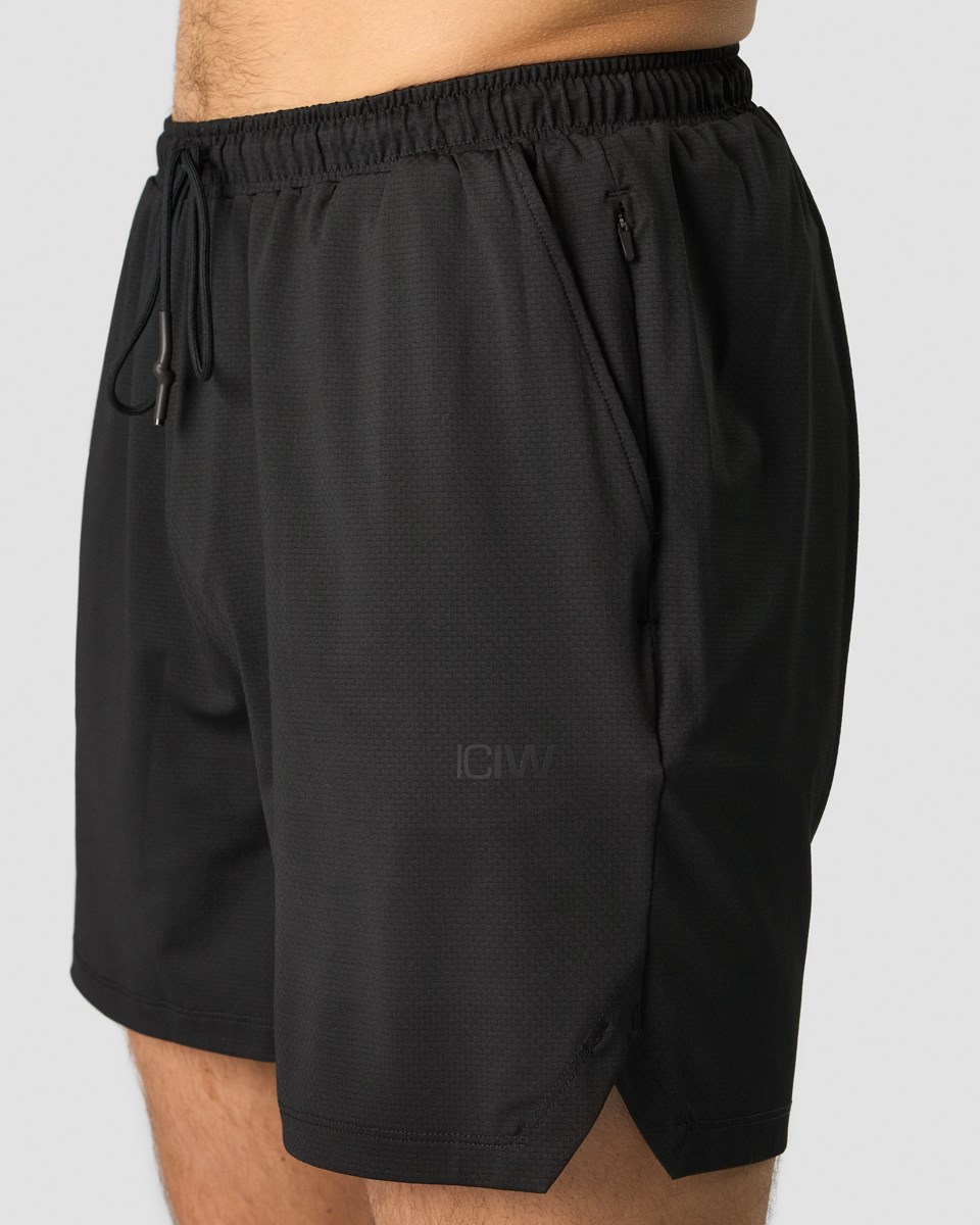 ICIW Stride Shorts Svarta | 726504ZBX