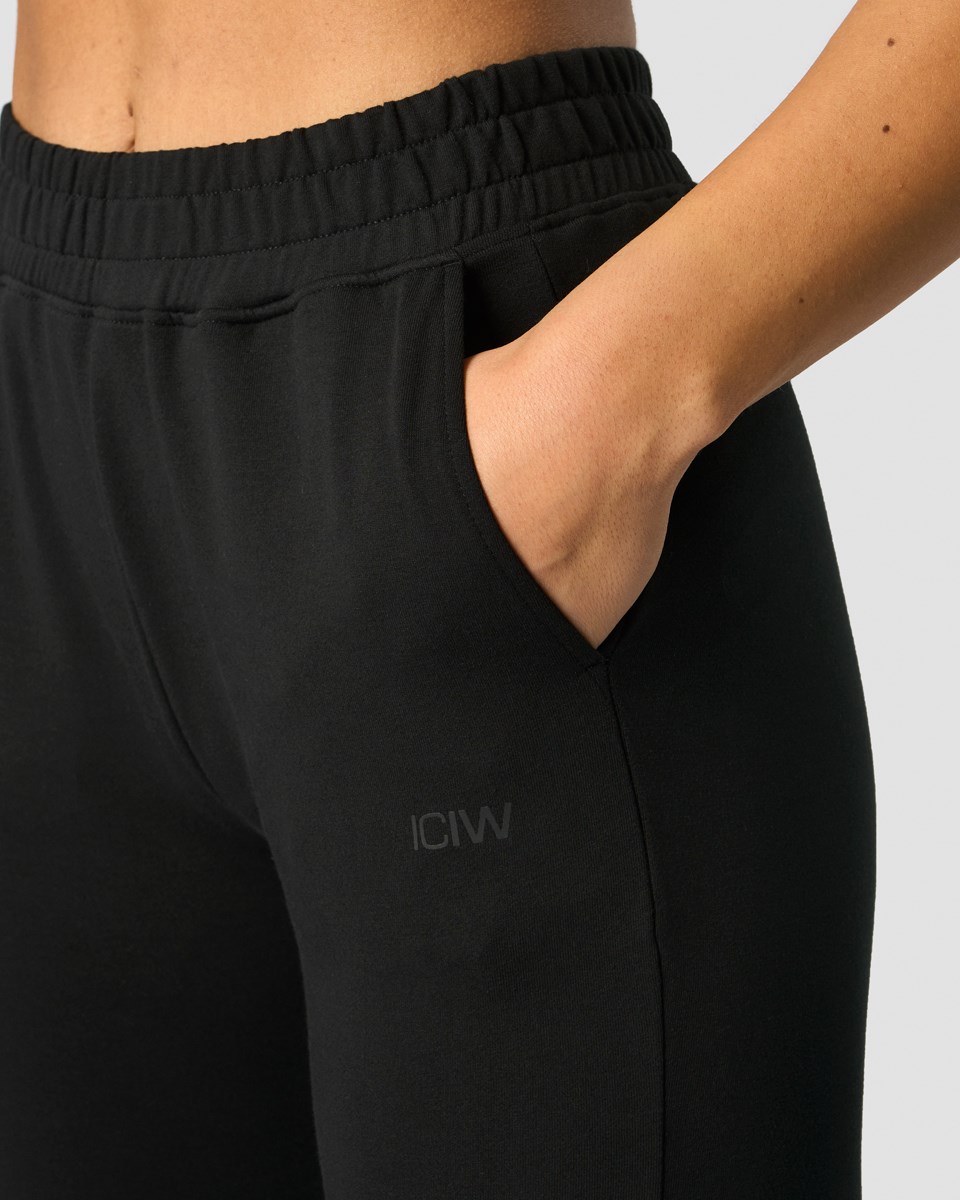 ICIW Stride Sweatpants Wmn Svarta | 389614HCK