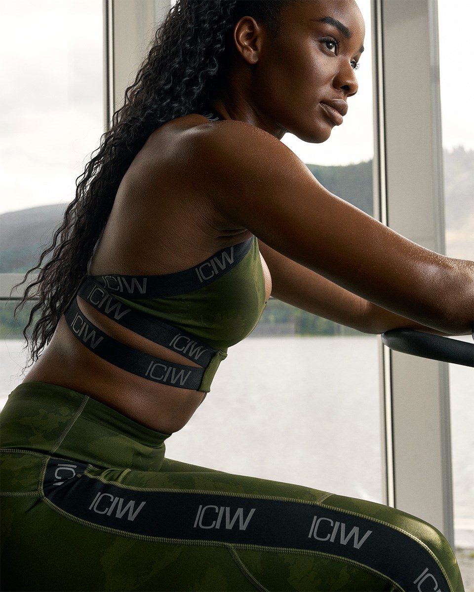 ICIW Ultimate Tränings Sports Bra Camo Mörkgröna | 847159CRO